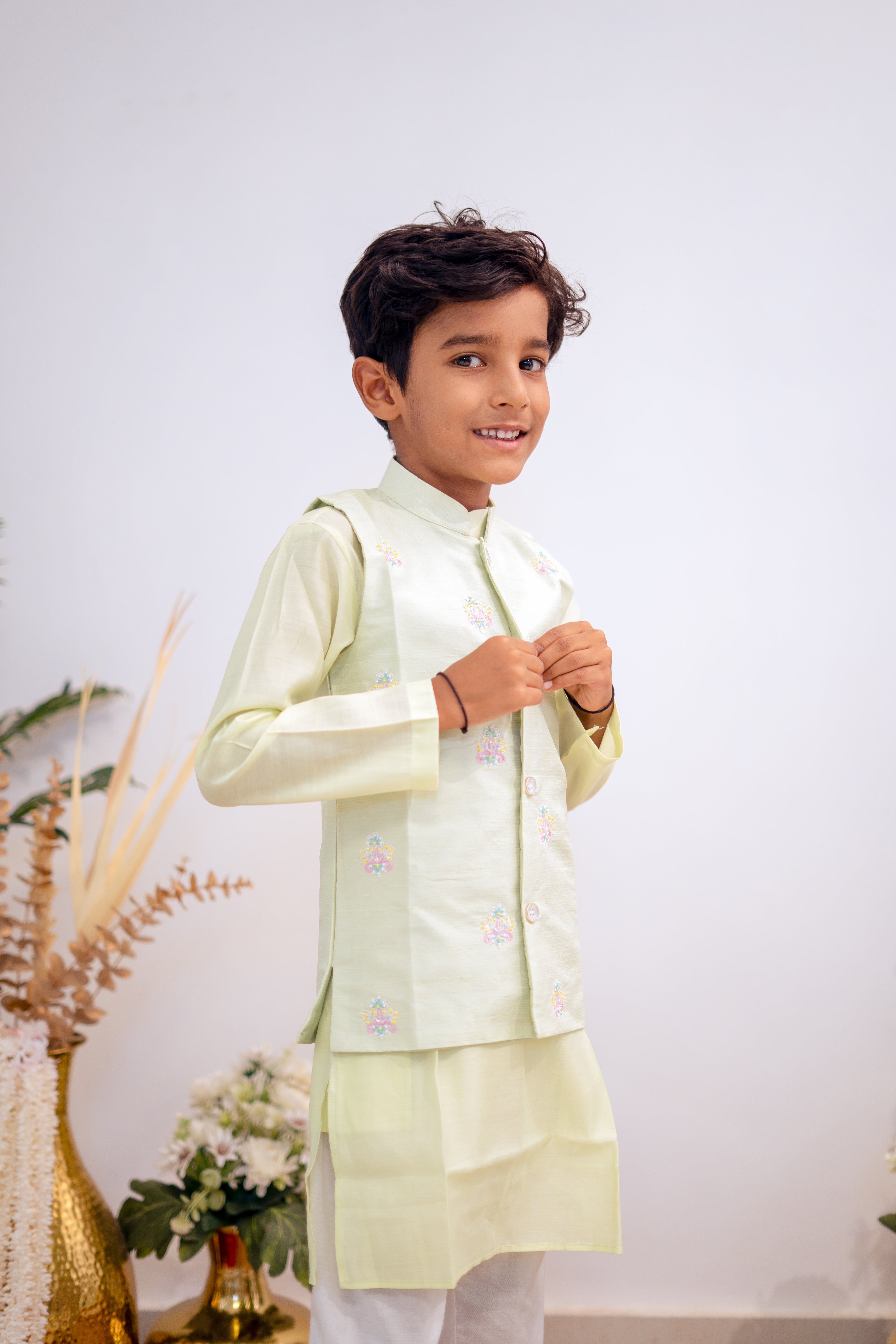 BAHAR JACKET KURTA SET PASTEL GREEN