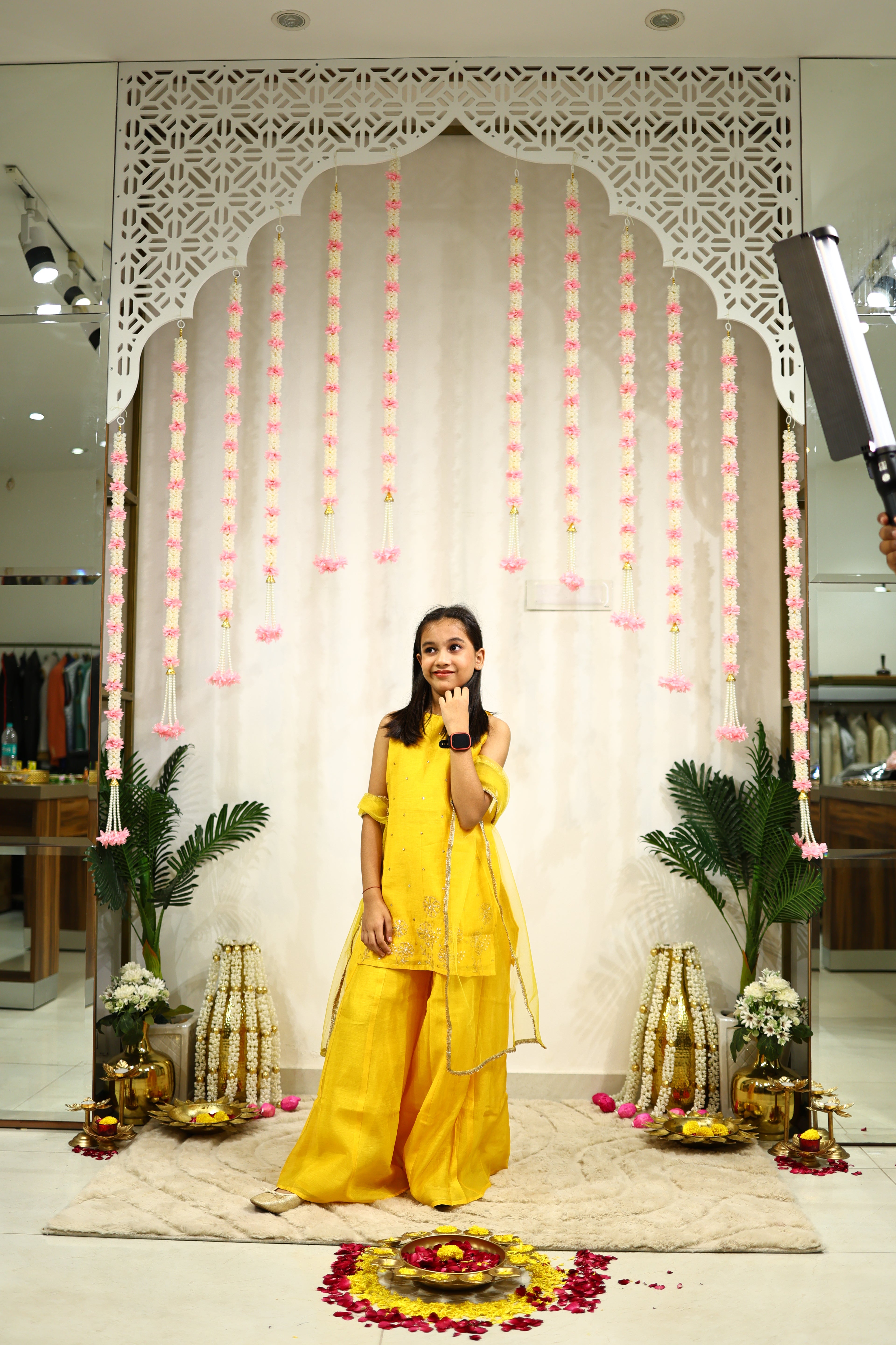 SUNHERI MUL SHARARA SET YELLOW