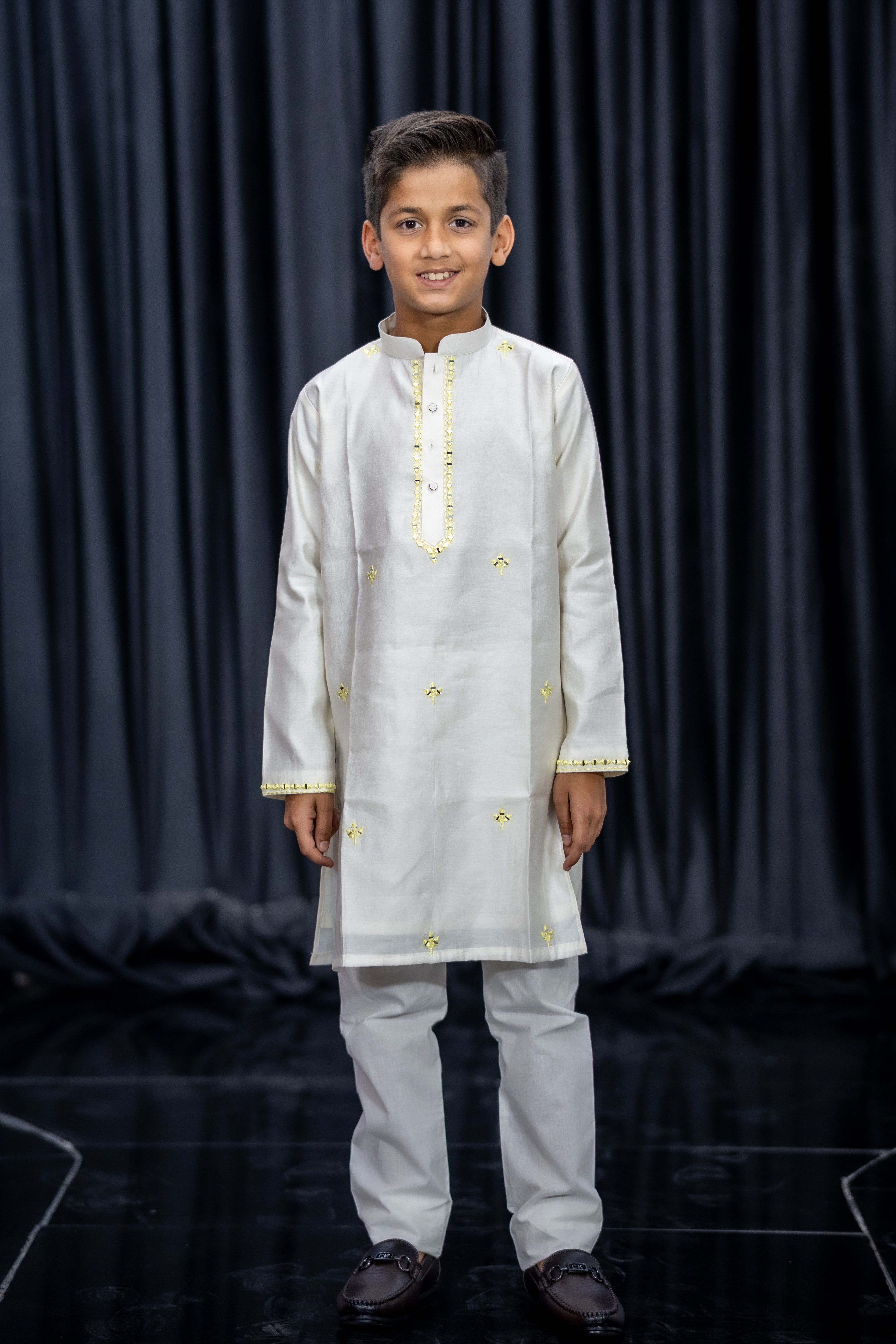 KAACH KURTA SET IVORY