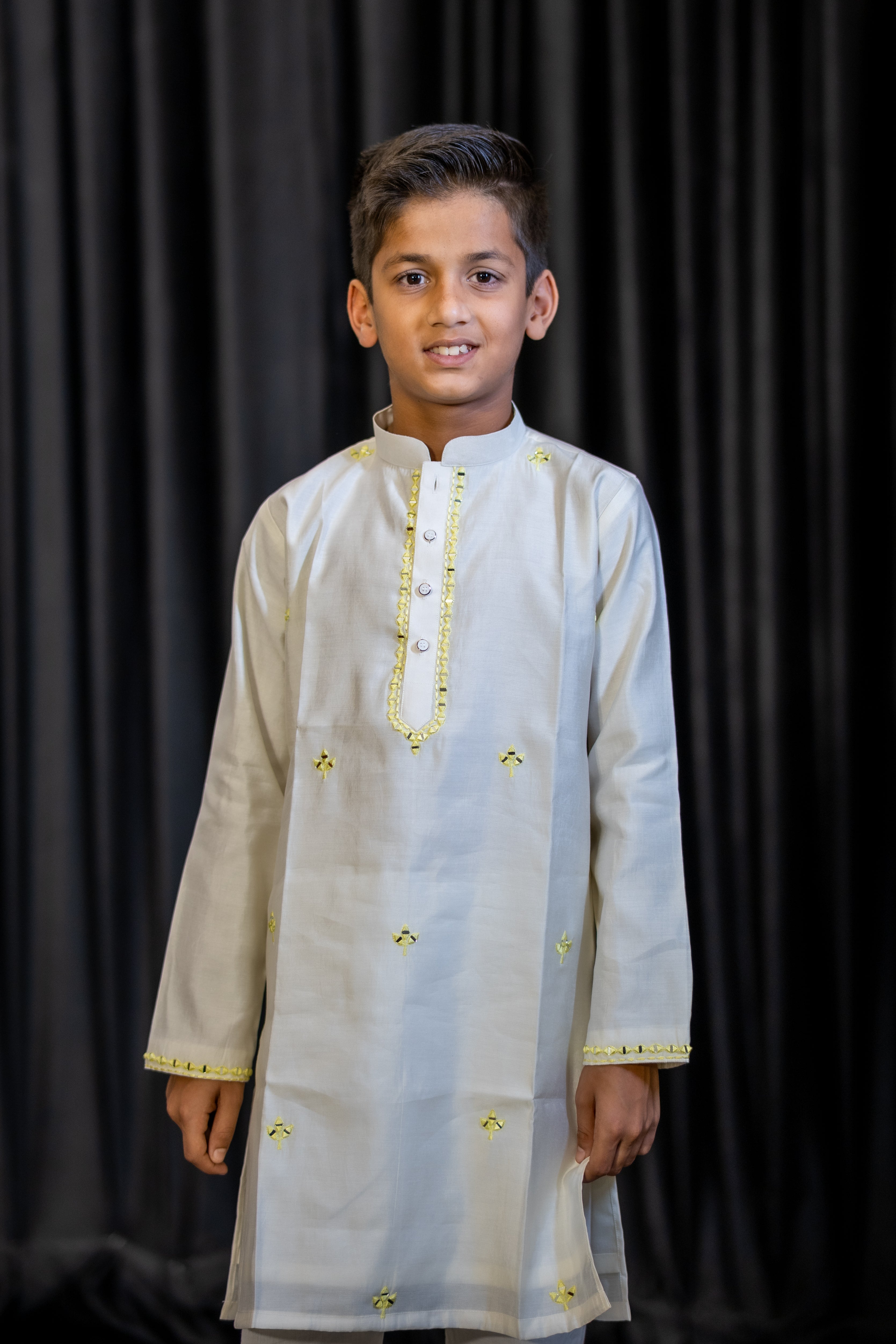 KAACH KURTA SET IVORY