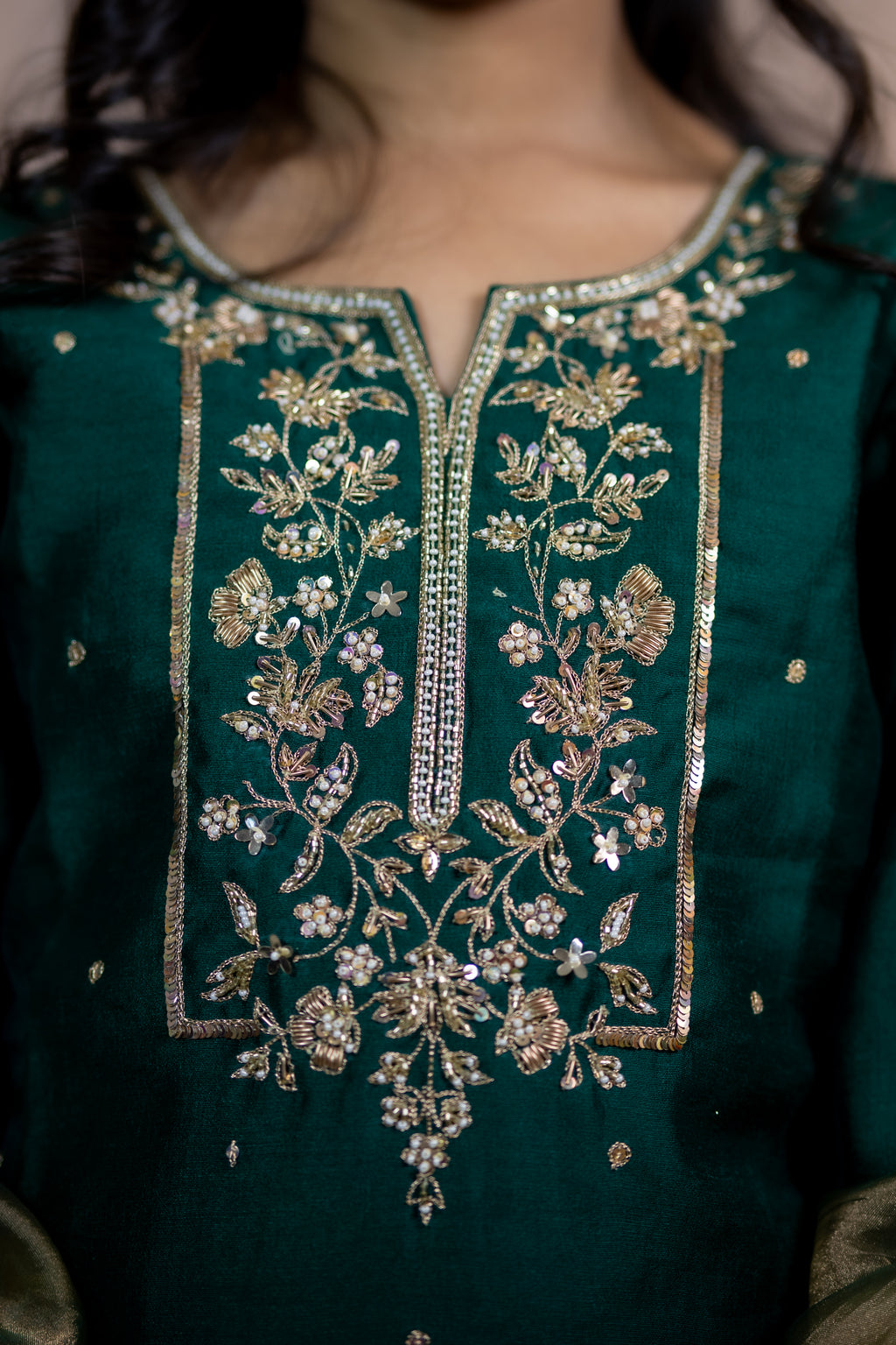 ROSHANI CHANDANI NEW GREEN