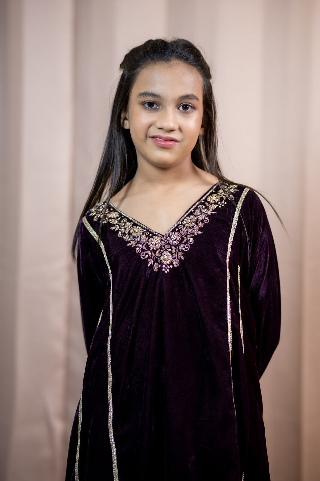 NOORANI VELVET SHARARA MAROON