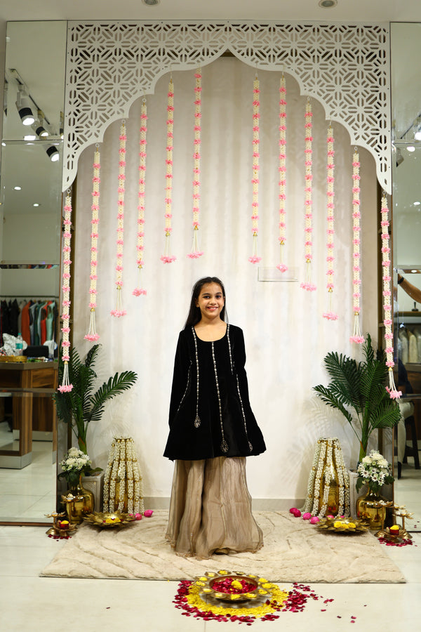 HEER VELVET INDO BLACK