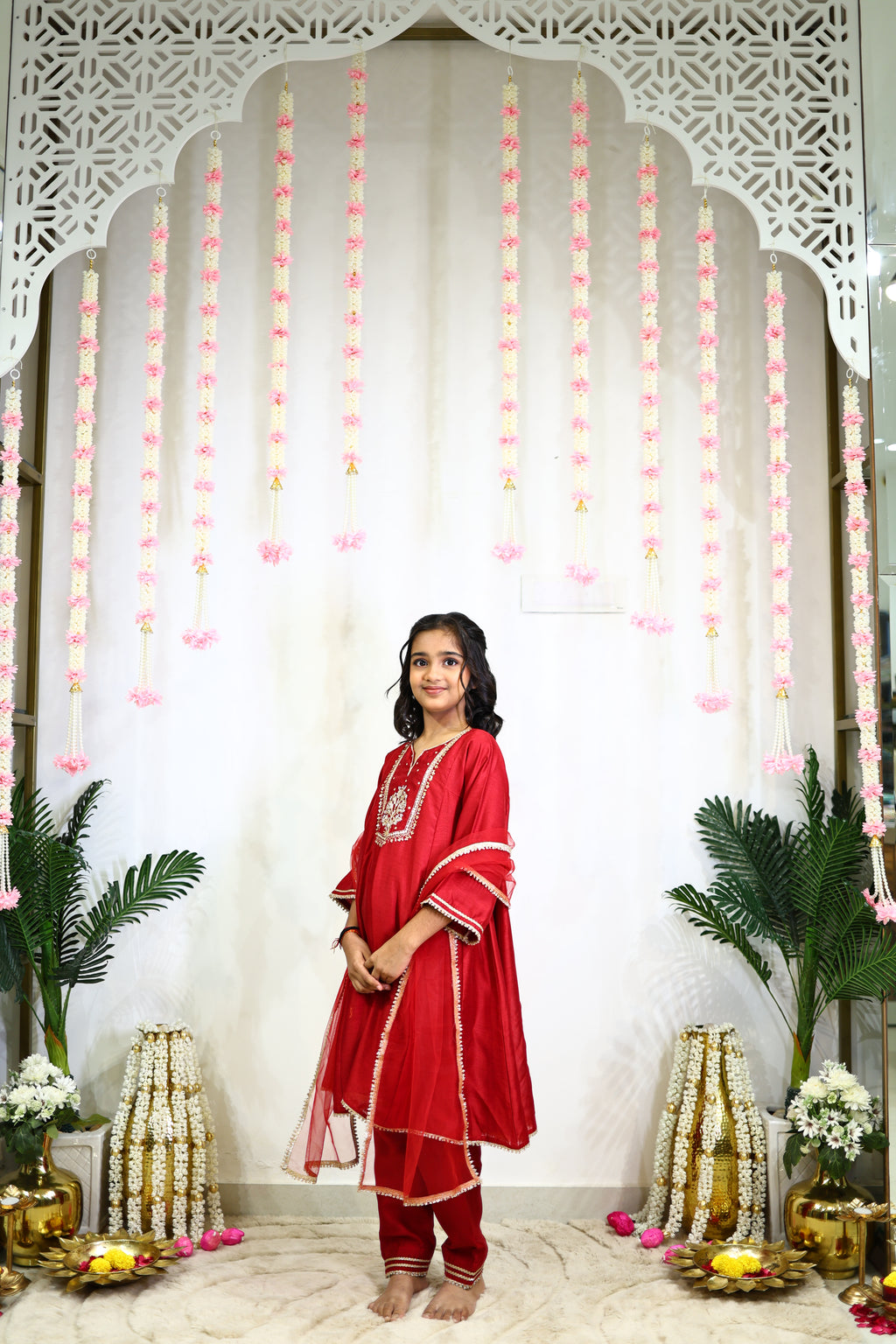 MEERA SUIT SET RED