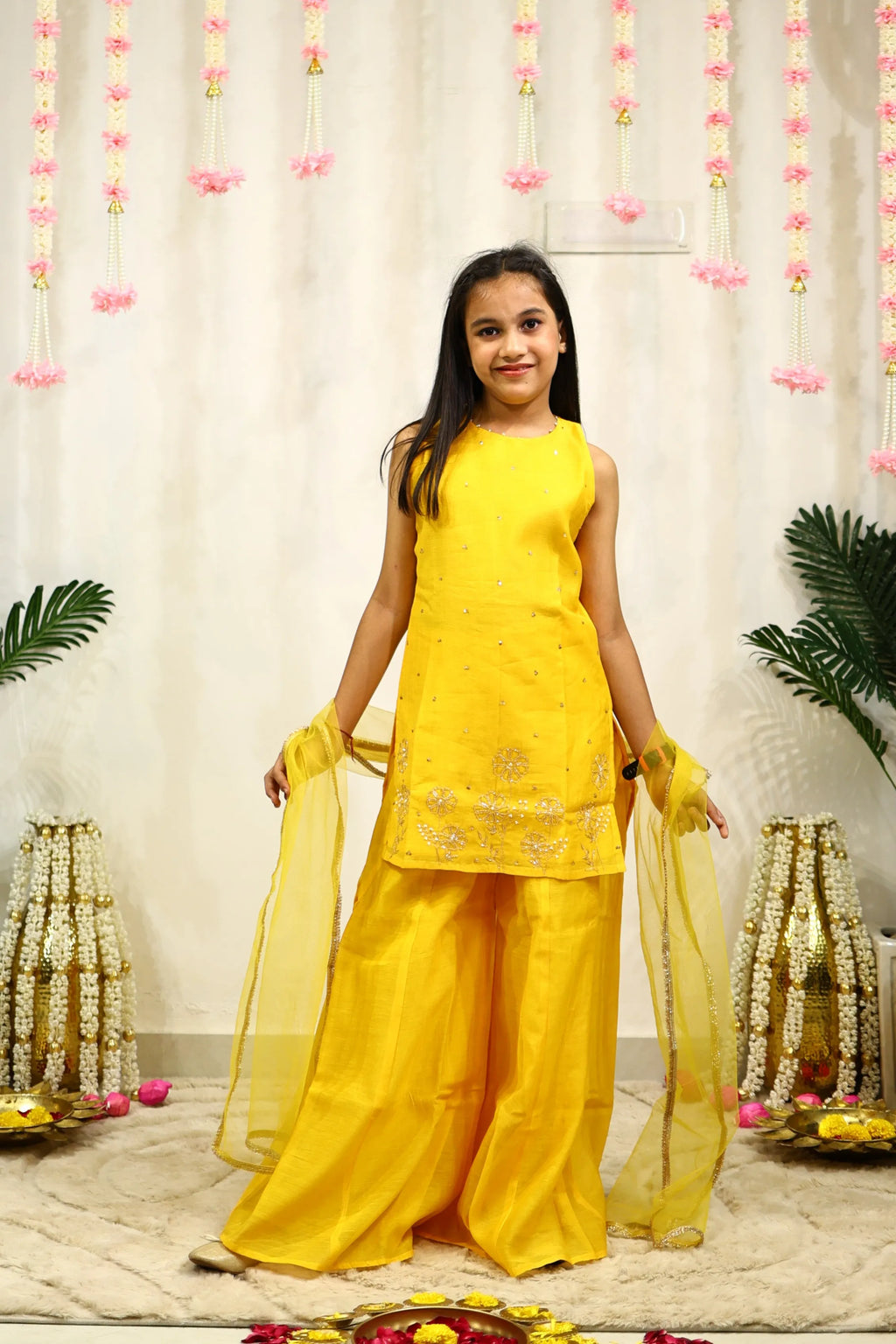 SUNHERI MUL SHARARA SET YELLOW